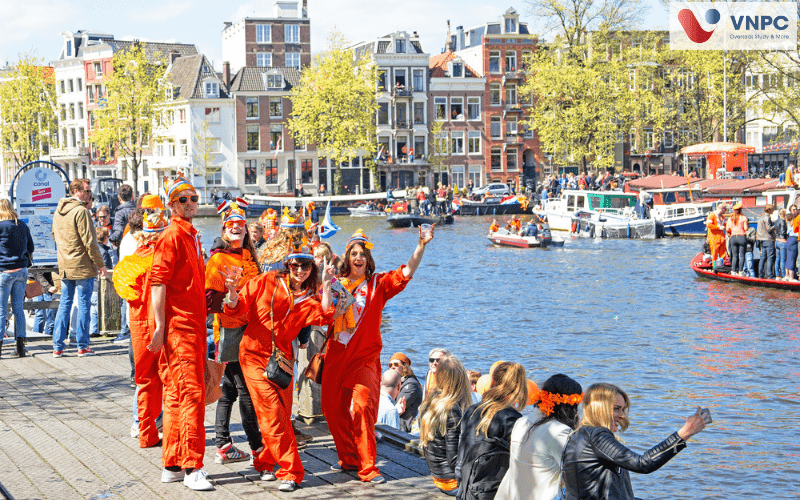 Cuộc sống ở Hà Lan: Khám phá văn hóa, con người và trải nghiệm độc đáo